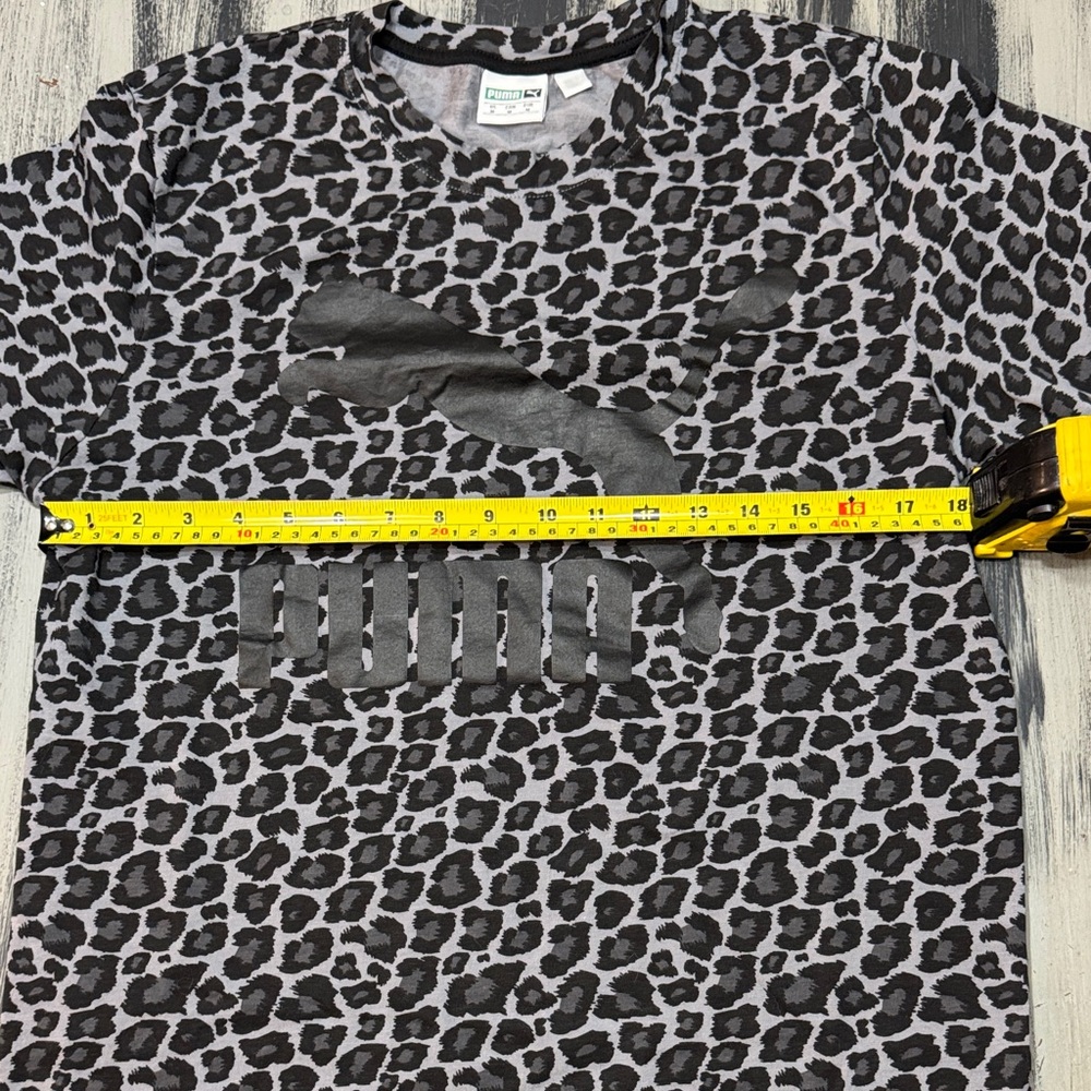 Puma Streetwear Black and Gray Leopard Print Men's Tee - Picture 5 of 9